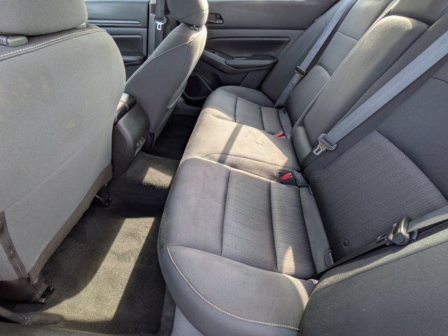 Used 2024 Nissan Altima 2.5 SV FWD image 21