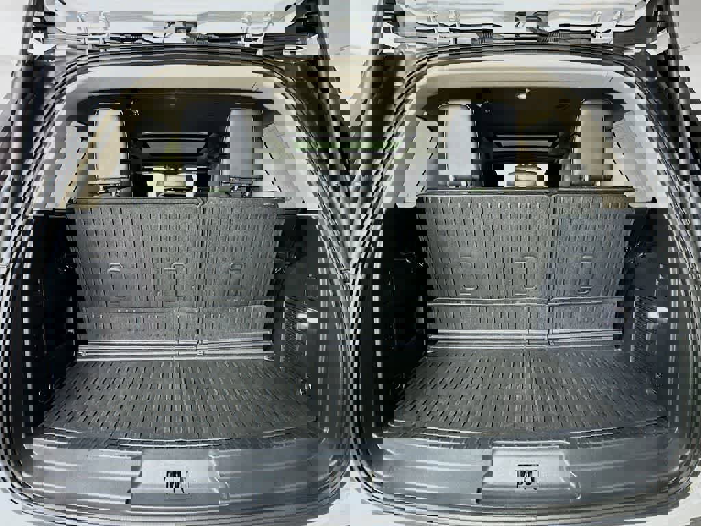 Certified 2024 Ford Expedition XLT image 21