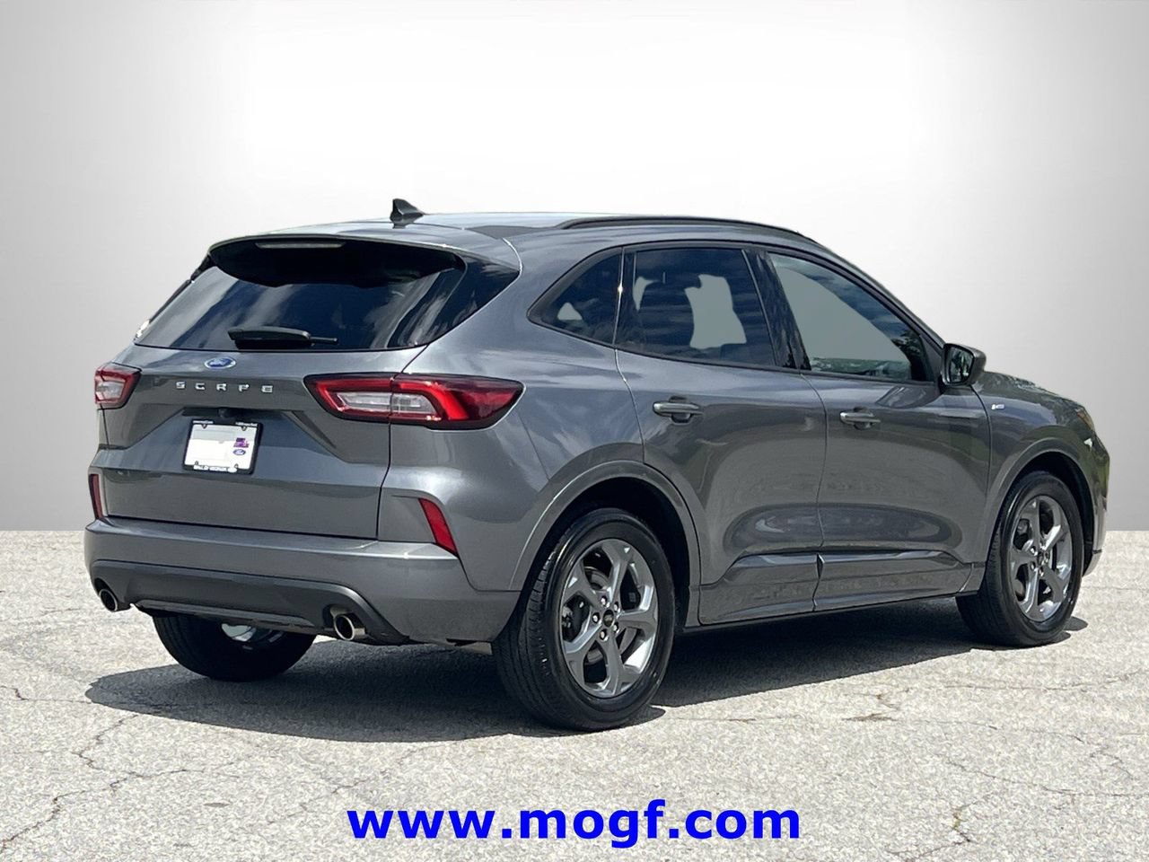 Certified 2024 Ford Escape ST-Line FWD image 3