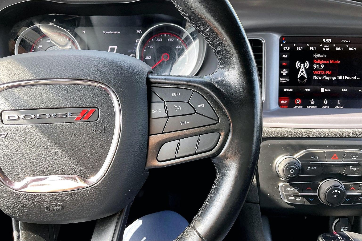 Used 2023 Dodge Charger SXT w/ Cold Weather Package RWD image 19