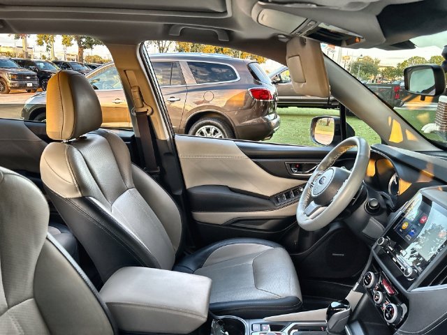Used 2024 Subaru Forester Limited AWD/4WD image 17