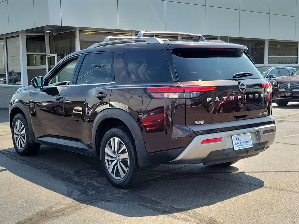 Used 2022 Nissan Pathfinder SL AWD/4WD image 6