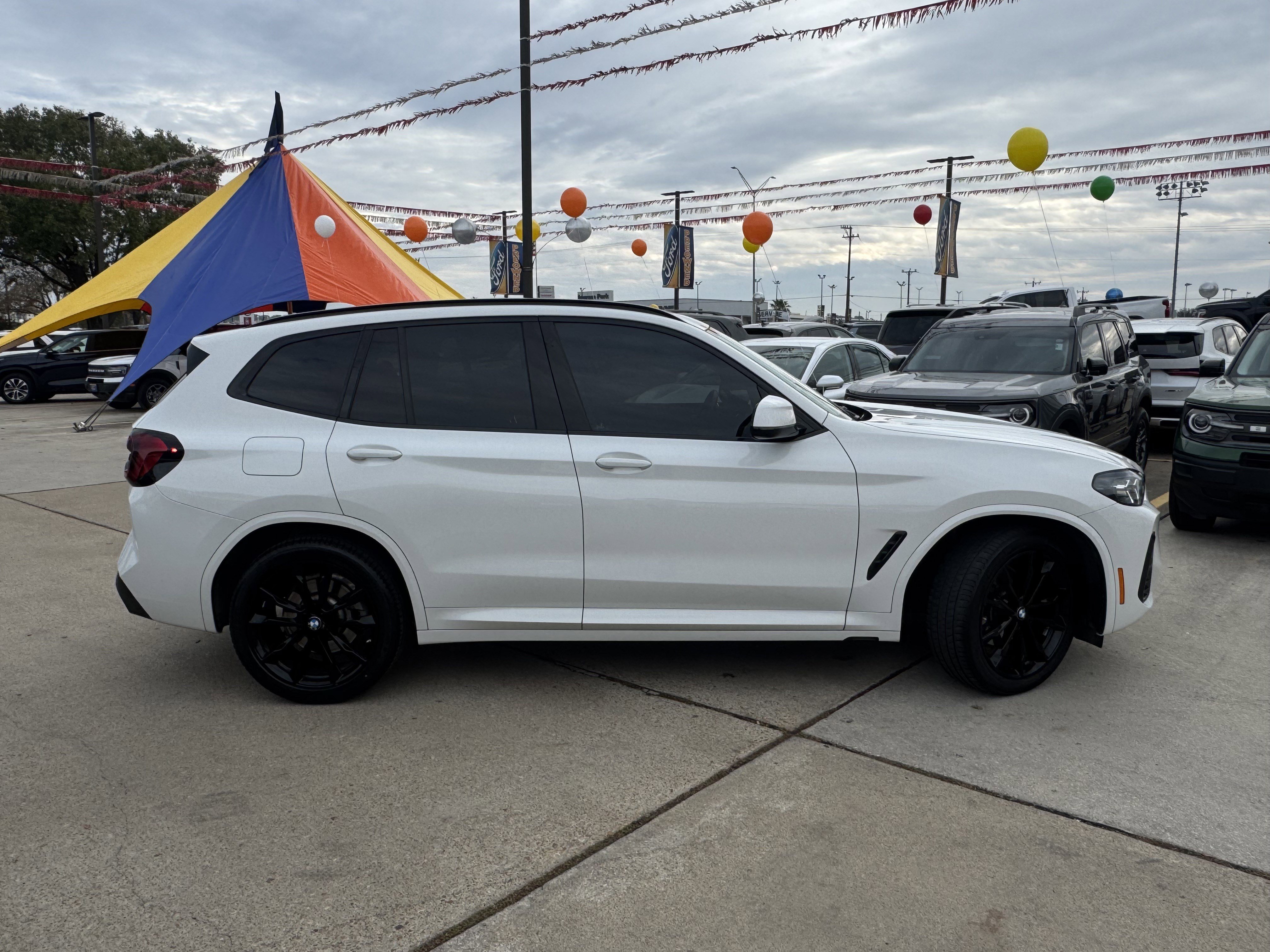Used 2023 BMW X3 sDrive30i w/ M Sport Package image 4