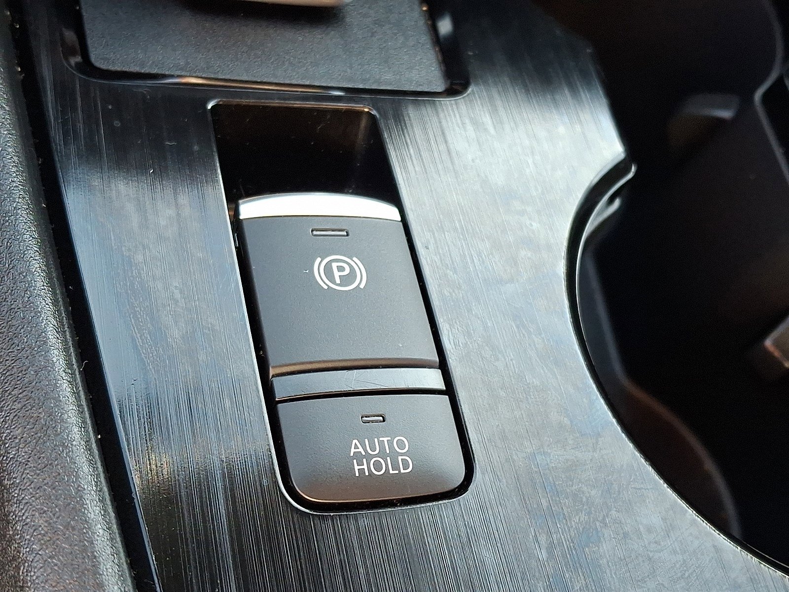 Used 2023 Nissan Rogue SV image 24