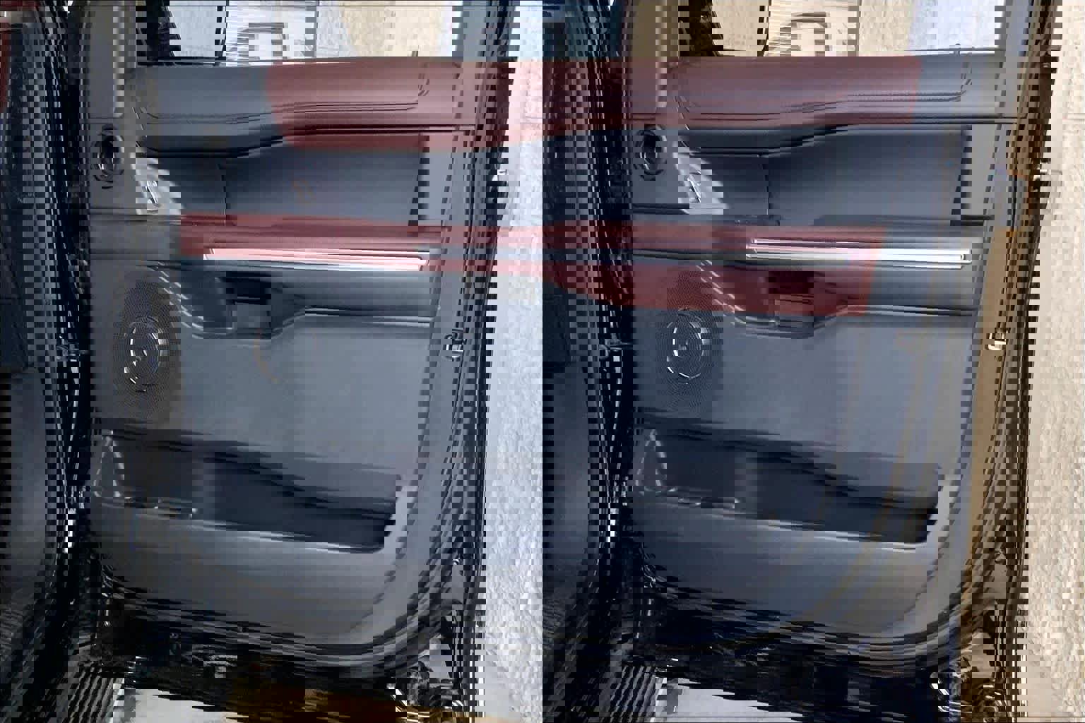 Certified 2023 Ford Expedition Limited image 22