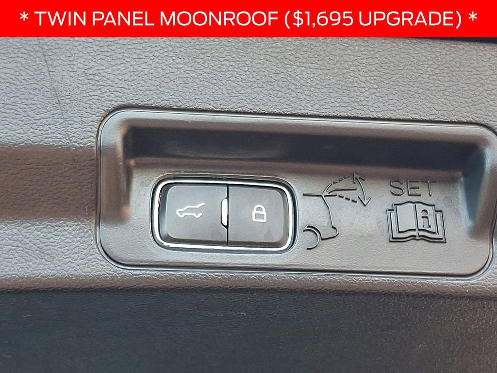 Certified 2022 Ford Explorer ST-Line w/ Class IV Trailer Tow Package image 33