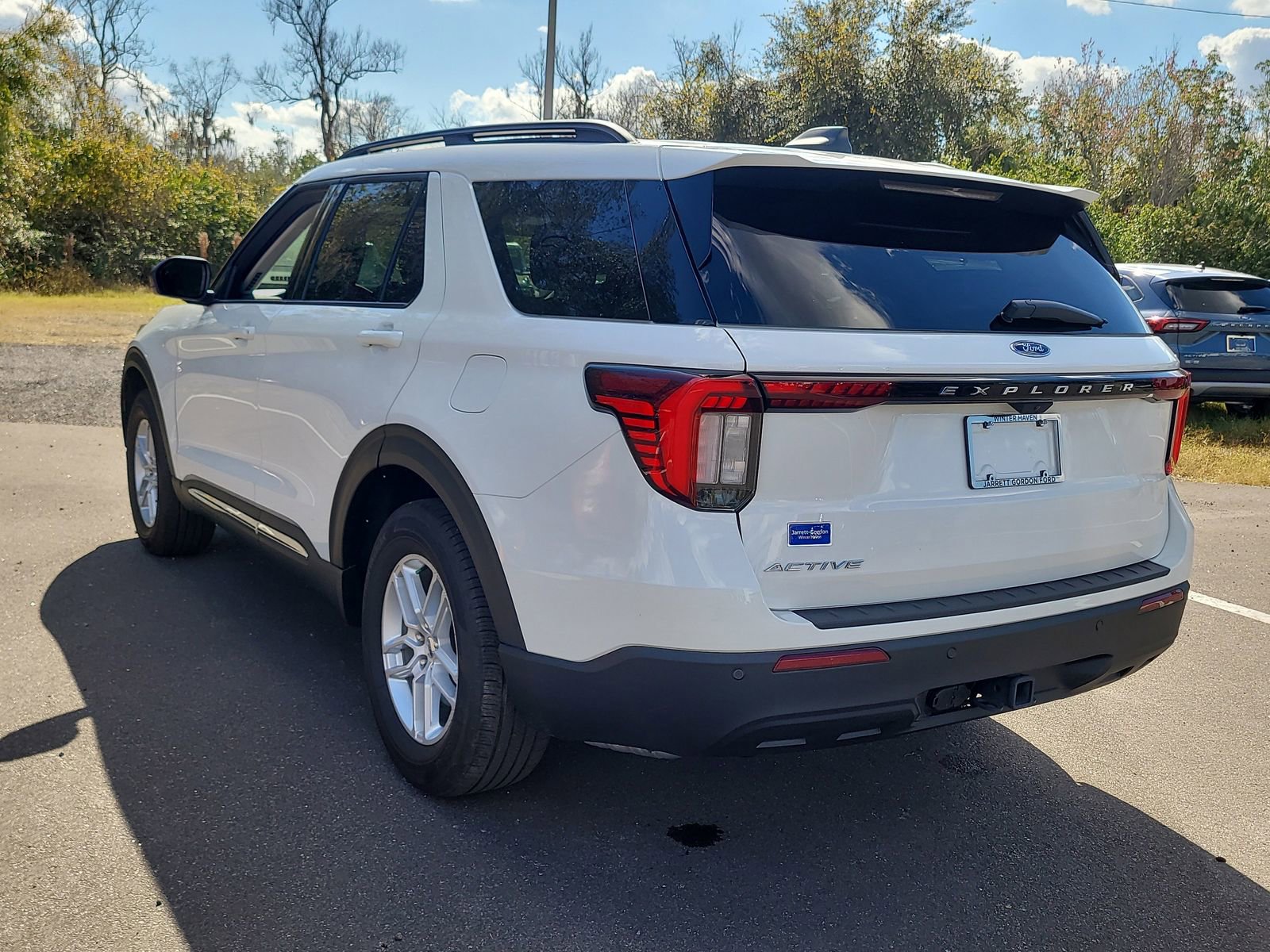Certified 2025 Ford Explorer Active image 3