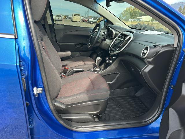 Used 2019 Chevrolet Sonic LT w/ Convenience Package FWD image 22