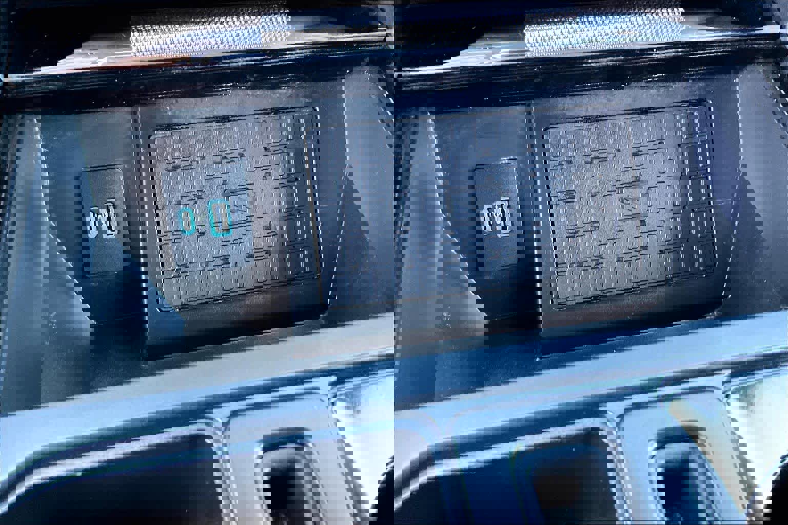 Certified 2023 Ford F150 Raptor image 31