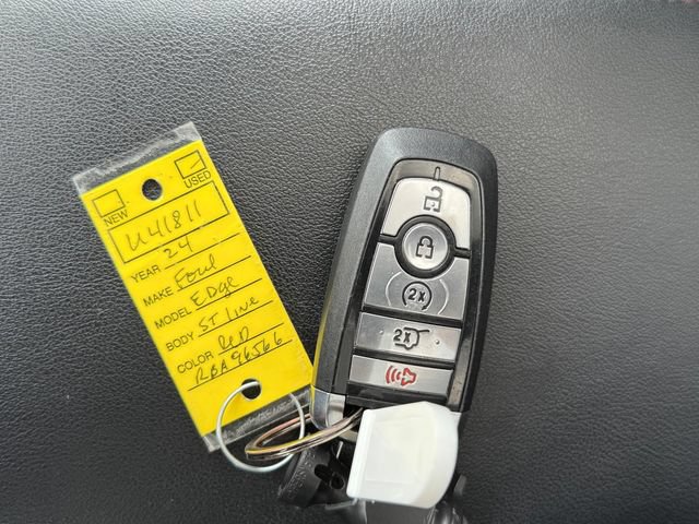 Certified 2024 Ford Edge ST-Line AWD/4WD image 15