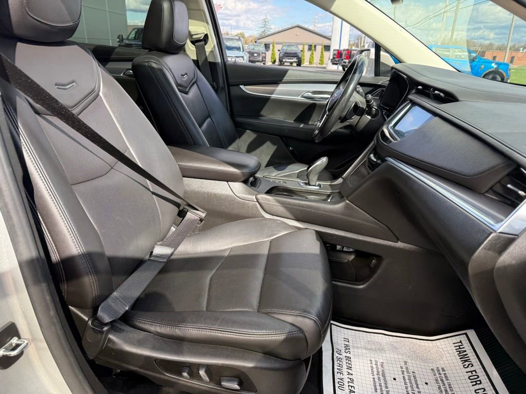 Used 2019 Cadillac XT5 Luxury image 12
