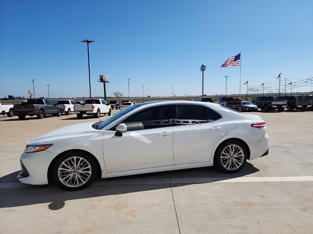 Used 2019 Toyota Camry XLE w/ Driver Assist Package image 5