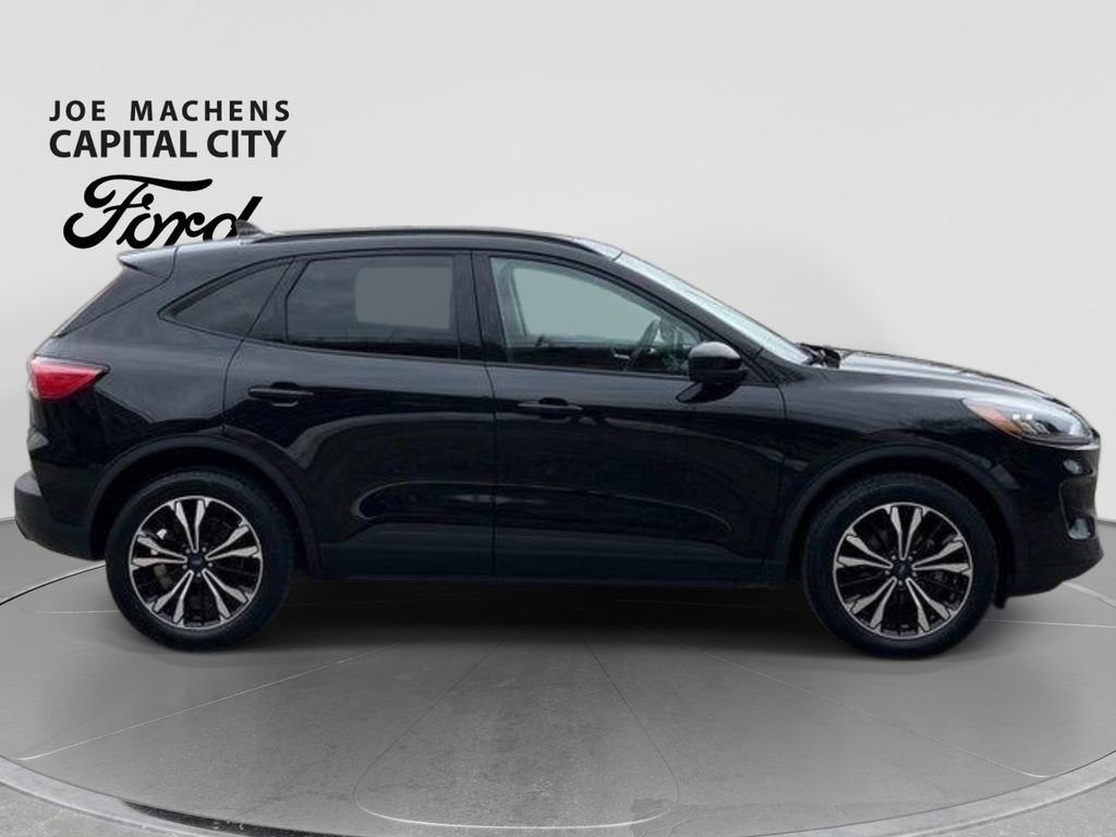 Certified 2022 Ford Escape SEL w/ SEL Stealth AWD Package image 5