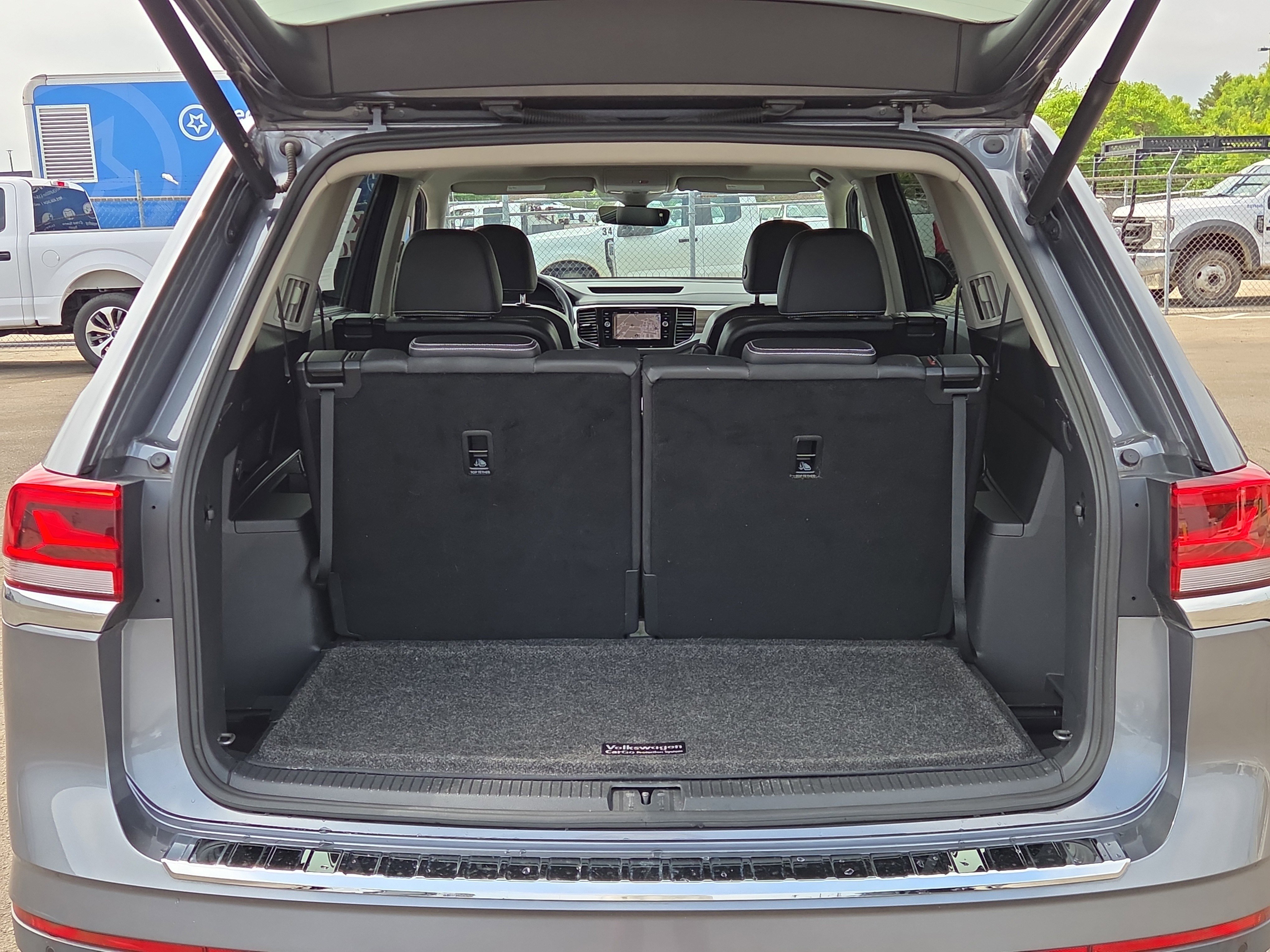 Used 2023 Volkswagen Atlas SEL AWD/4WD image 15