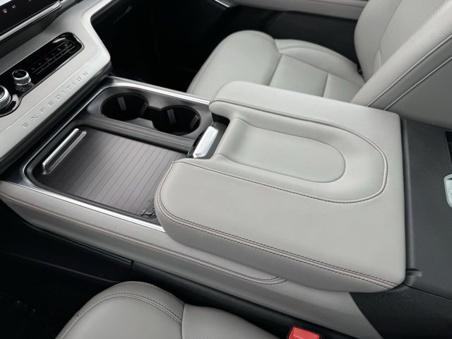 Certified 2025 Ford Expedition Max Active image 29