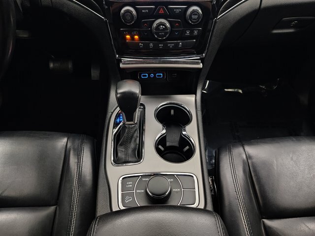 Used 2021 Jeep Grand Cherokee Limited AWD/4WD image 34