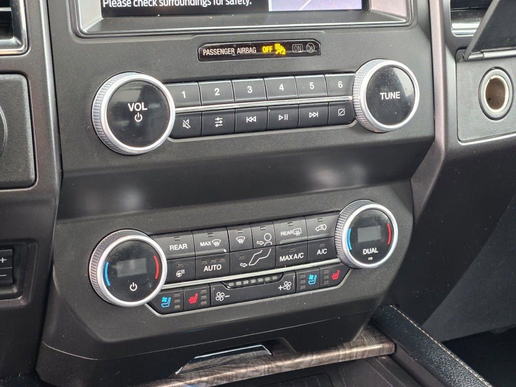 Certified 2021 Ford Expedition Max Limited image 33