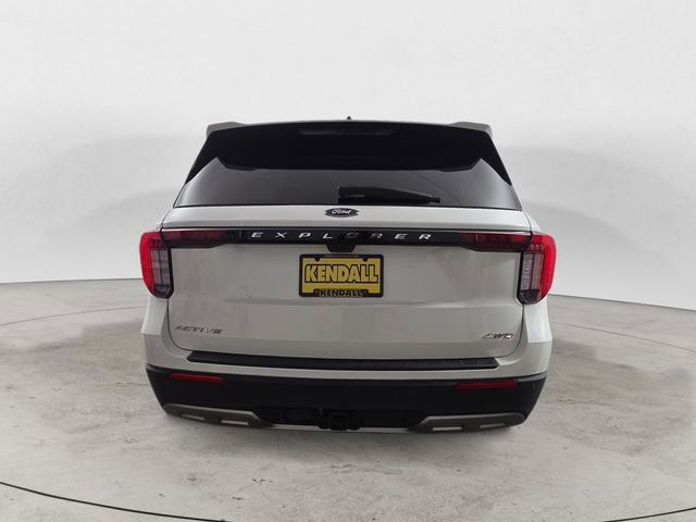 Certified 2025 Ford Explorer Active w/ Active Comfort Package image 3