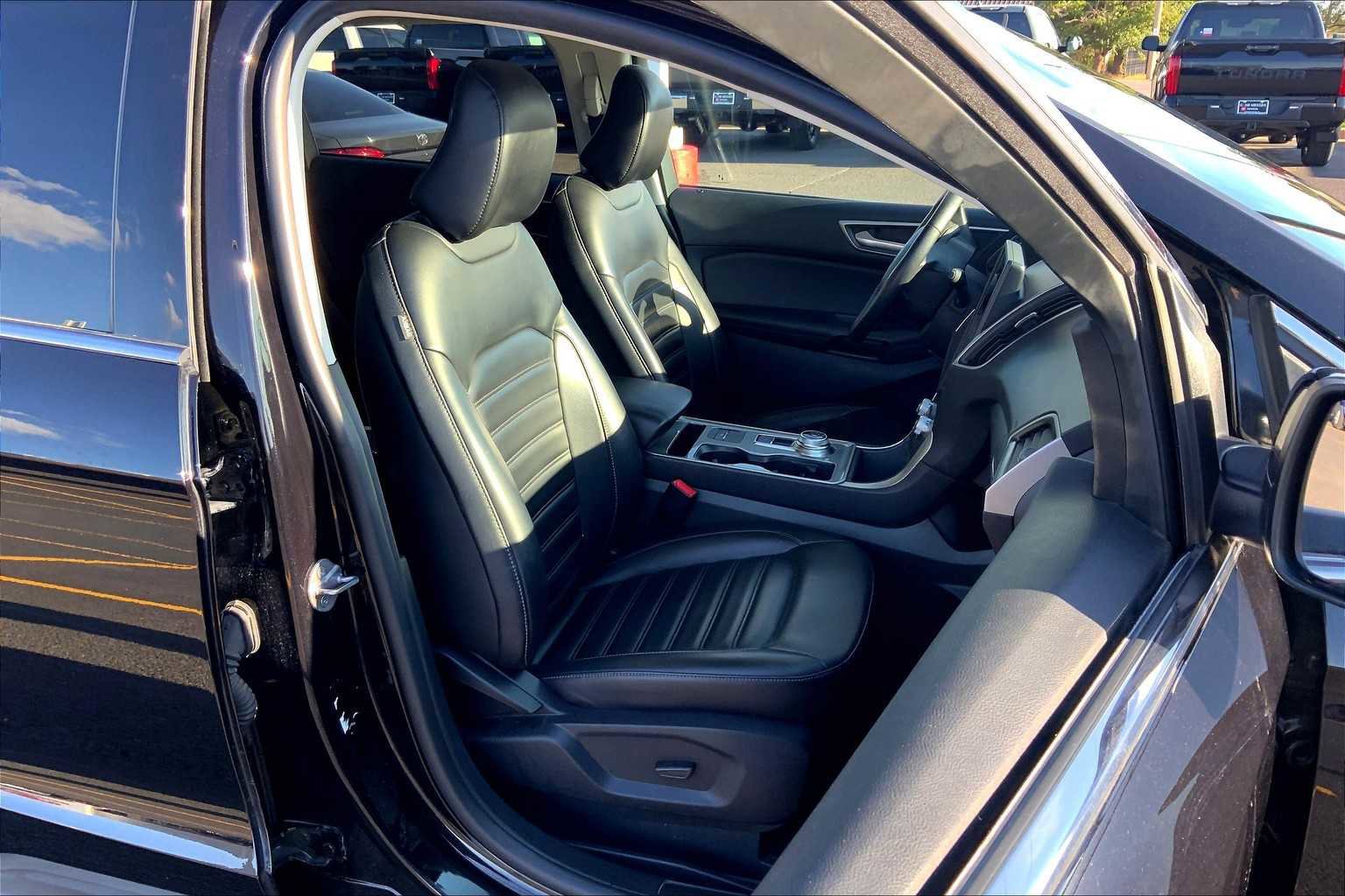 Certified 2024 Ford Edge SEL image 19
