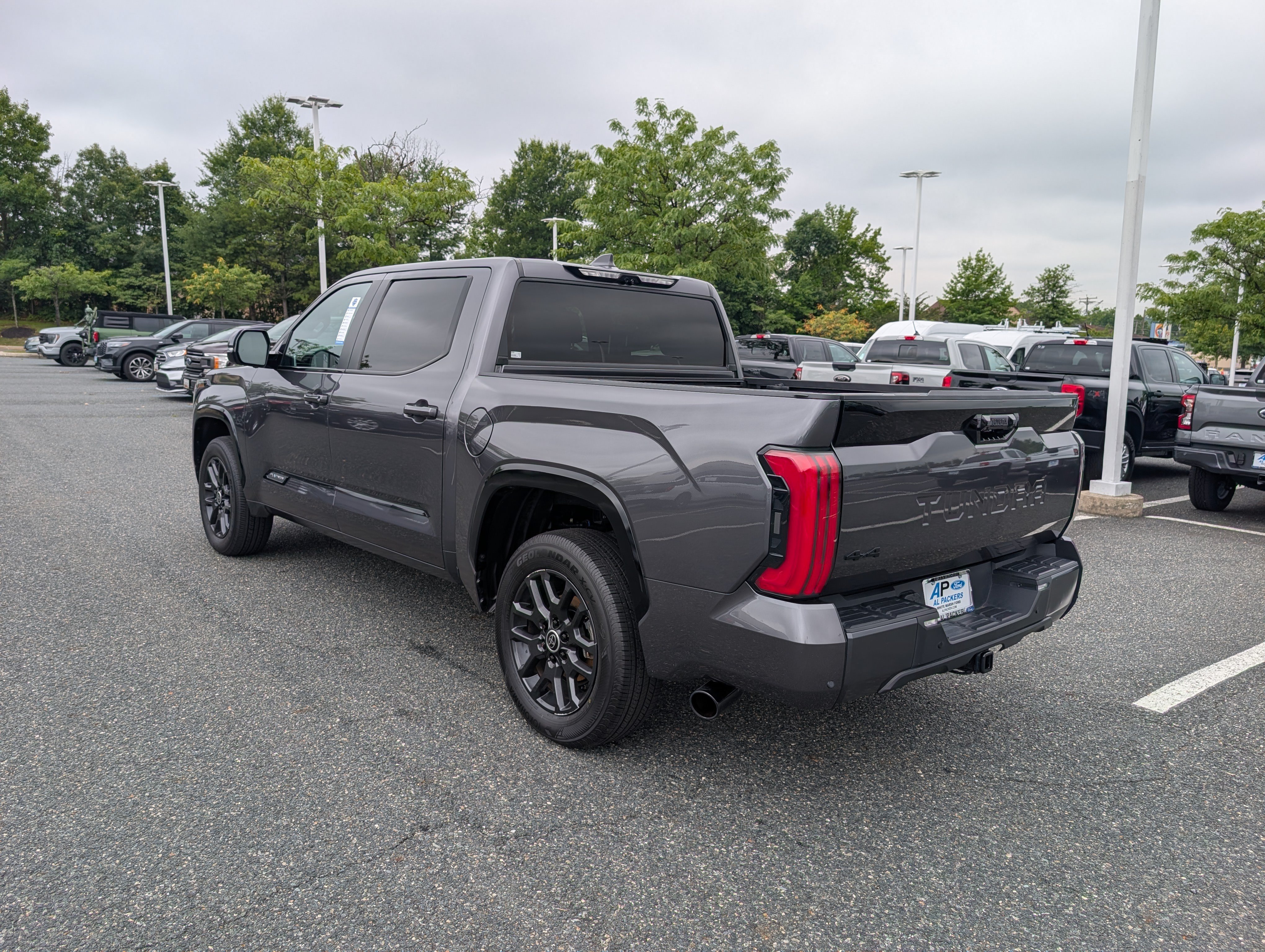 Used 2024 Toyota Tundra Platinum AWD/4WD image 5