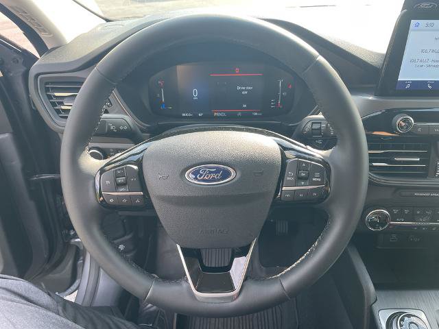 Certified 2023 Ford Escape Active AWD/4WD image 9