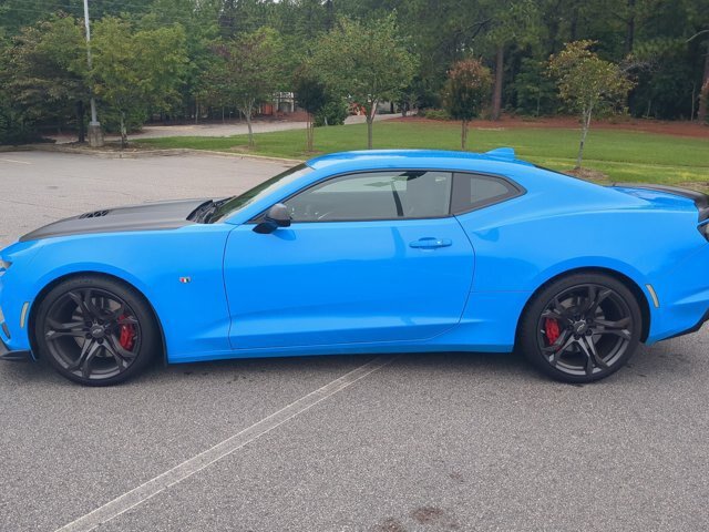 Used 2022 Chevrolet Camaro SS RWD image 7