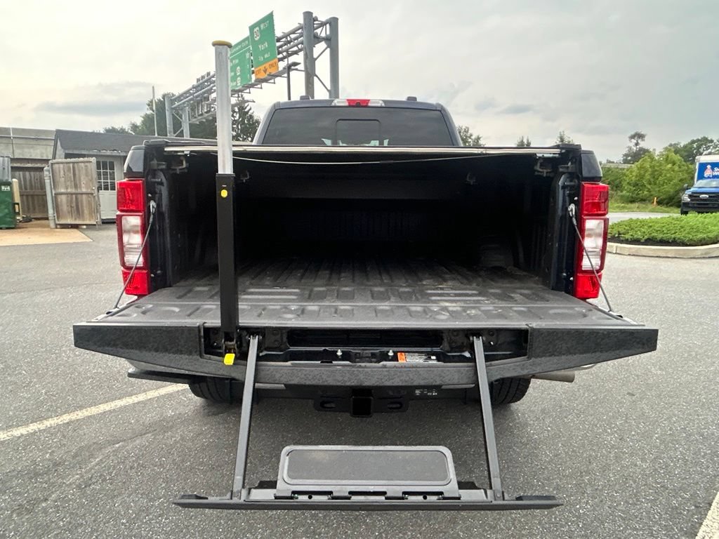 Certified 2022 Ford F250 Lariat w/ Lariat Ultimate Package AWD/4WD image 27