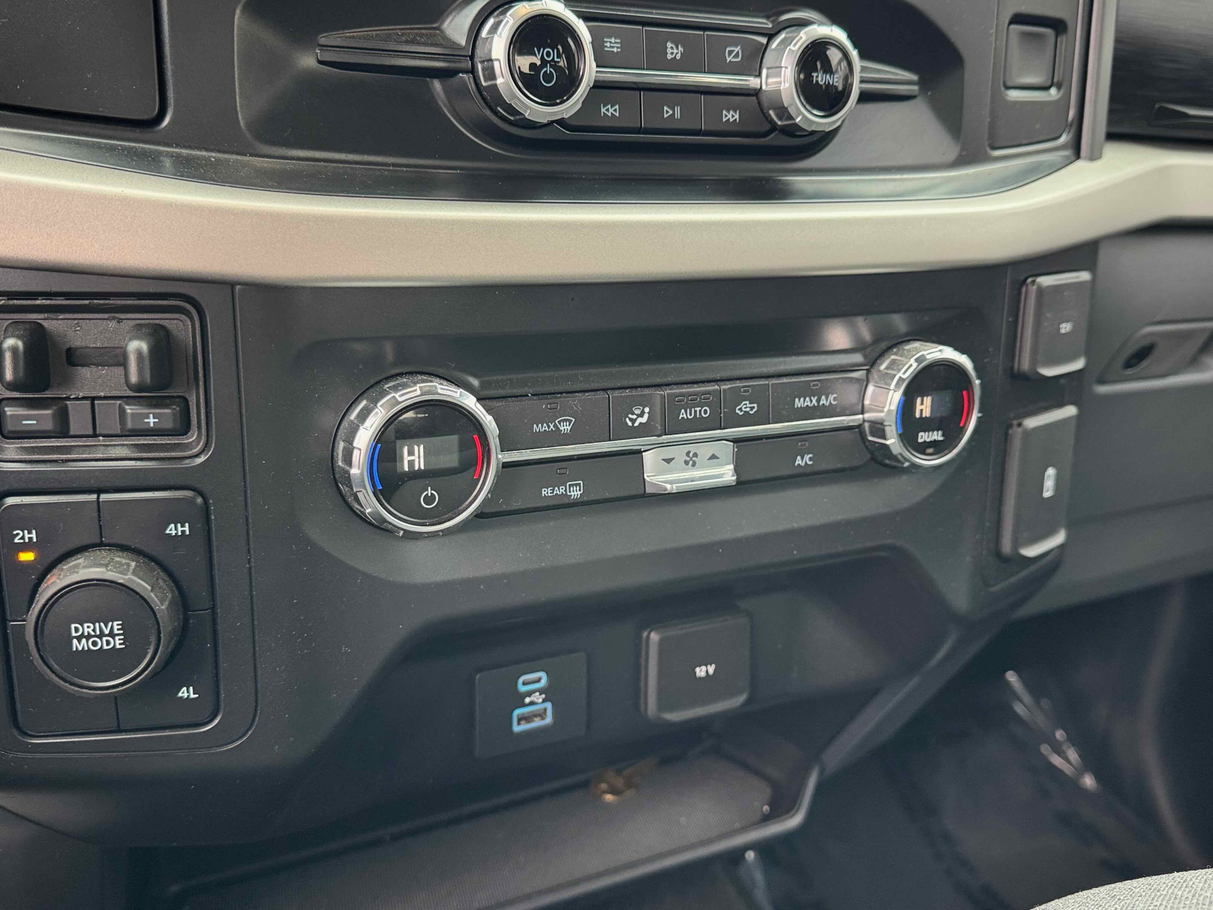 Certified 2021 Ford F150 XLT w/ Equipment Group 301A Mid image 23