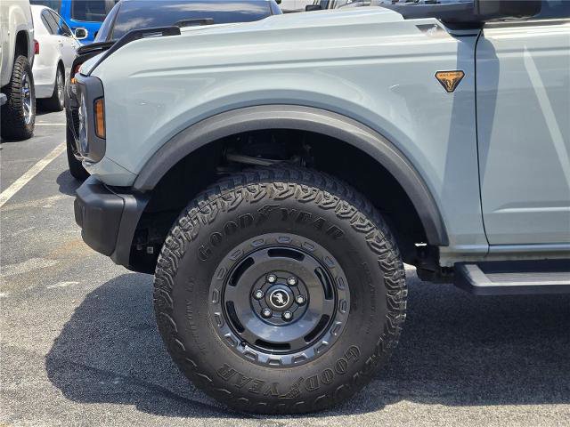 Certified 2023 Ford Bronco Badlands w/ Sasquatch Package AWD/4WD image 9