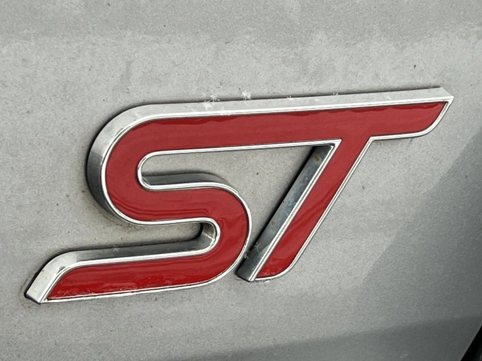 Certified 2021 Ford Explorer ST w/ Equipment Group 401A image 3