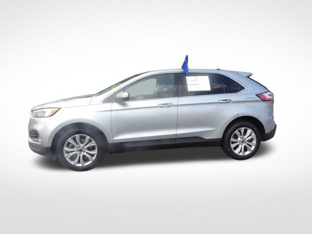 Certified 2022 Ford Edge Titanium w/ Equipment Group 301A AWD/4WD image 7