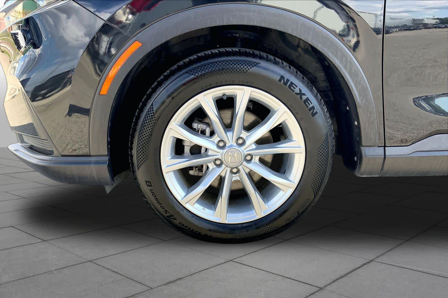 Used 2025 Honda CR-V EX image 11