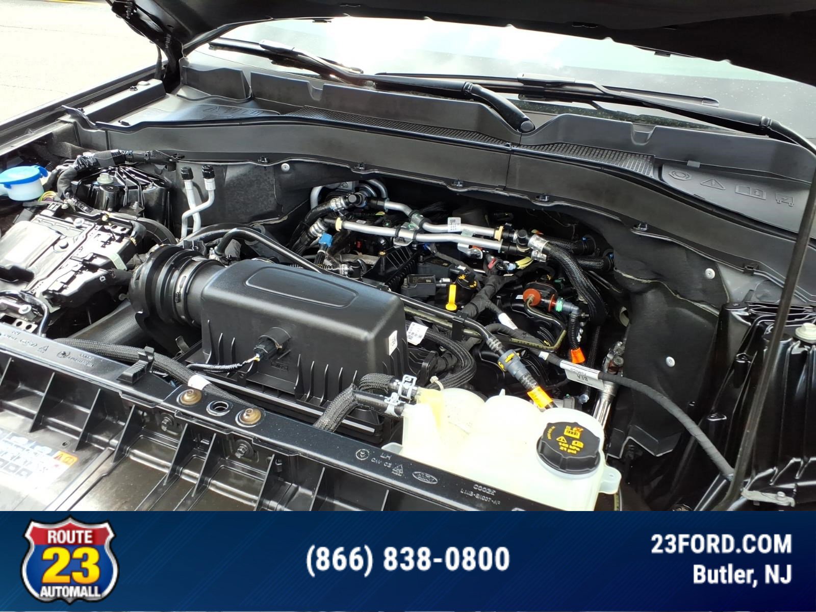 Certified 2024 Ford Explorer XLT w/ Equipment Group 202A AWD/4WD image 27