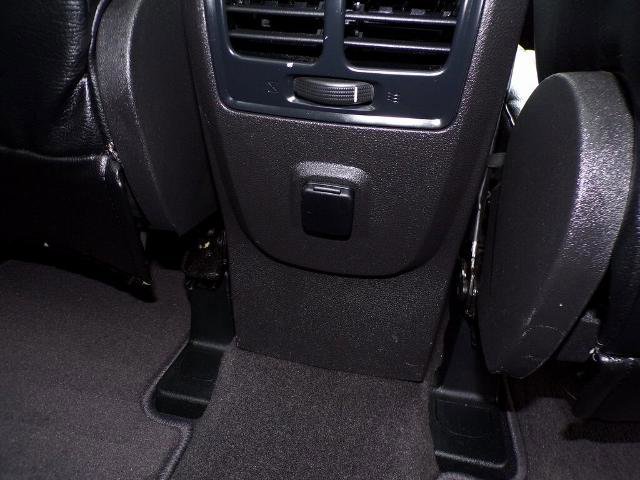 Certified 2018 Ford Escape SE w/ SE Sport Appearance Package image 12