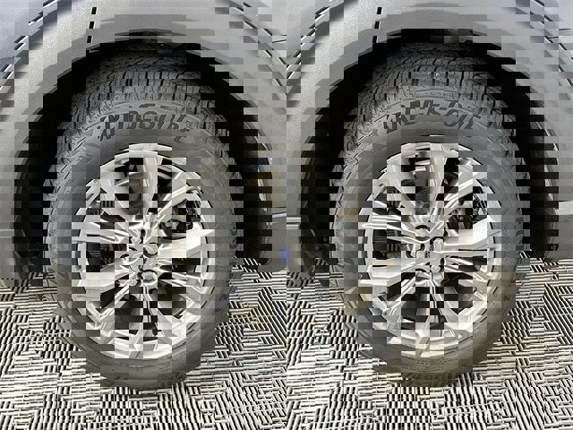 Certified 2022 Ford Explorer XLT w/ Equipment Group 202A image 22