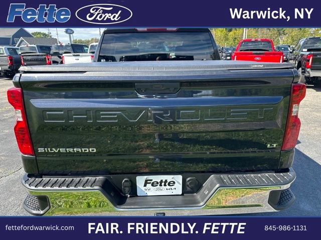 Used 2023 Chevrolet Silverado 1500 LT AWD/4WD image 11