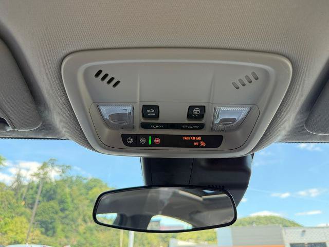 Used 2024 Chevrolet Malibu LT FWD image 35