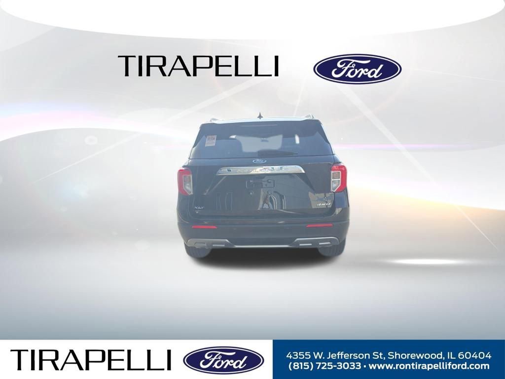 Certified 2024 Ford Explorer XLT w/ Equipment Group 202A image 4
