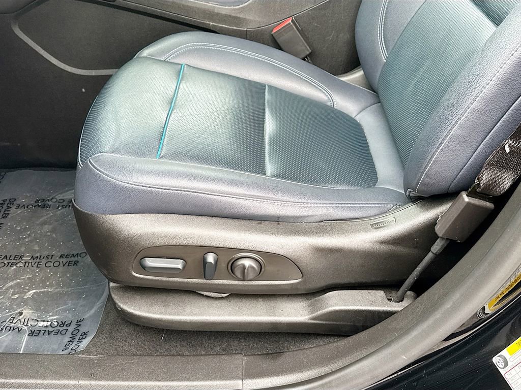 Used 2023 Chevrolet Blazer RS w/ Driver Confidence II Package image 16