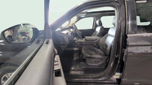 Certified 2025 Ford Expedition Active AWD/4WD image 12