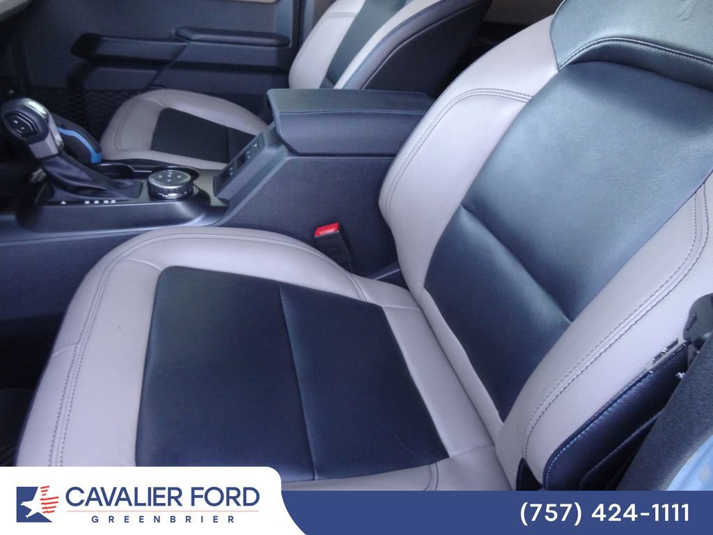 Certified 2024 Ford Bronco Wildtrak AWD/4WD image 7
