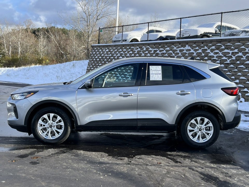 Certified 2023 Ford Escape Active w/ Tech Pack #2 image 5