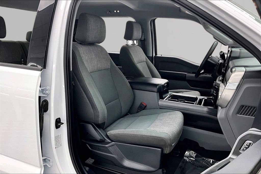 Certified 2025 Ford F350 XLT w/ FX4 Off-Road Package AWD/4WD image 7