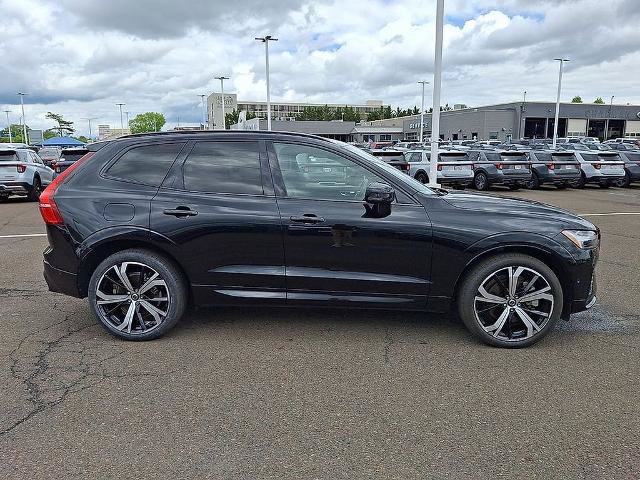 Used 2023 Volvo XC60 B6 Ultimate w/ Protection Package Premier AWD/4WD image 7
