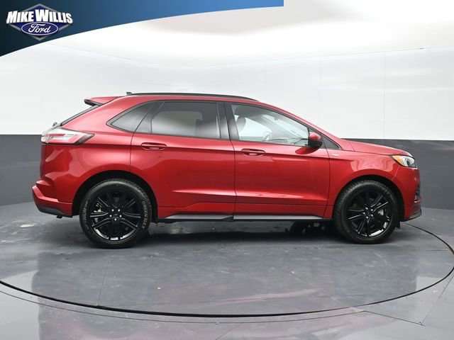 Certified 2022 Ford Edge ST-Line w/ Class II Trailer Tow Package image 16