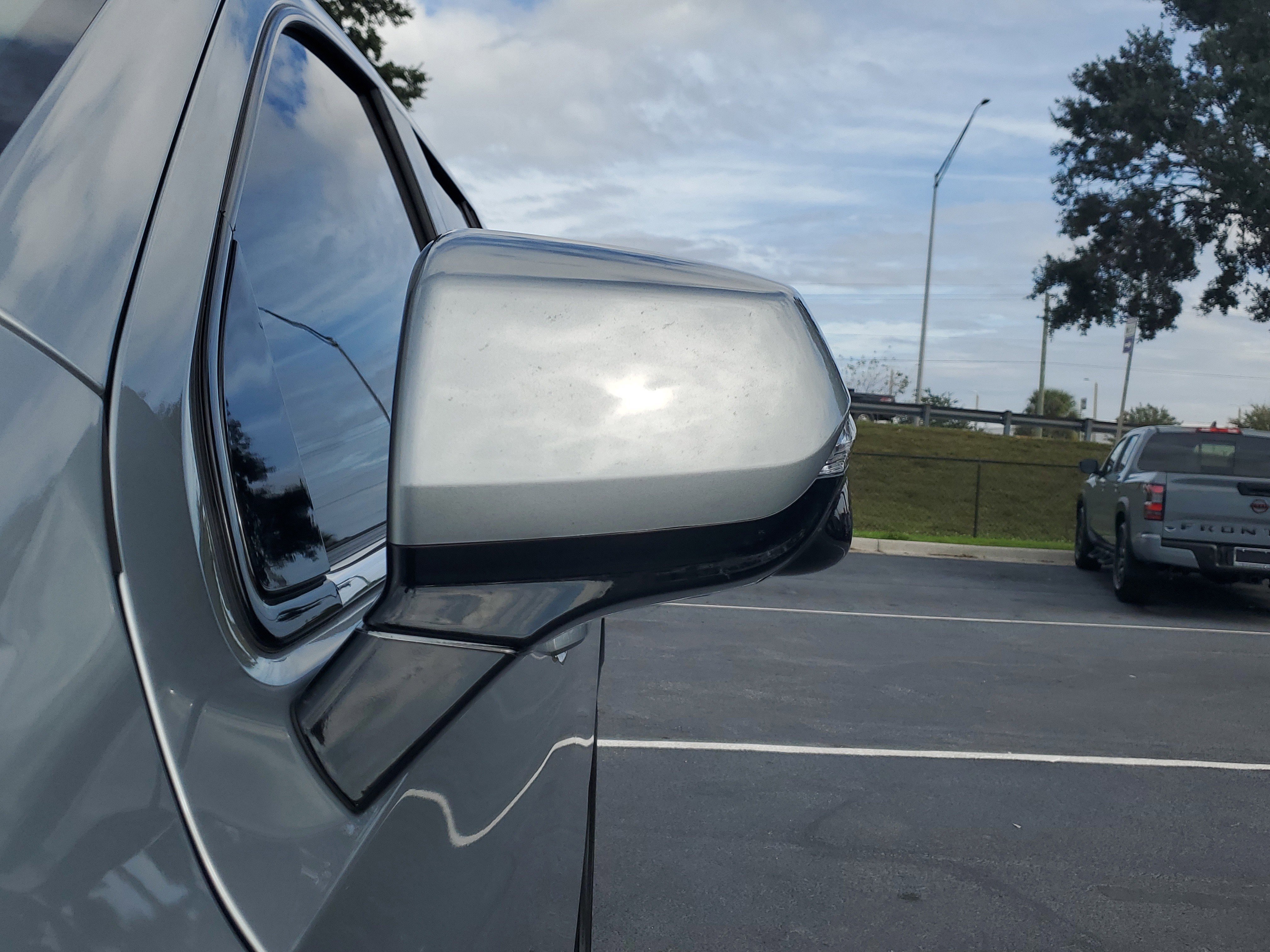 Used 2024 Chevrolet Tahoe LT w/ LT Signature Package image 7