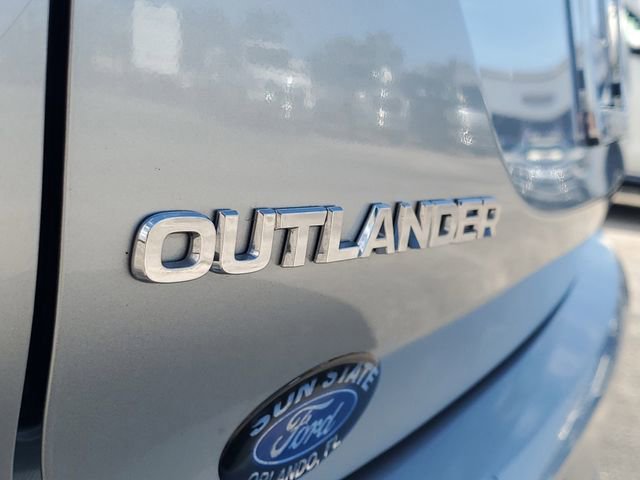 Used 2024 Mitsubishi Outlander SEL image 7