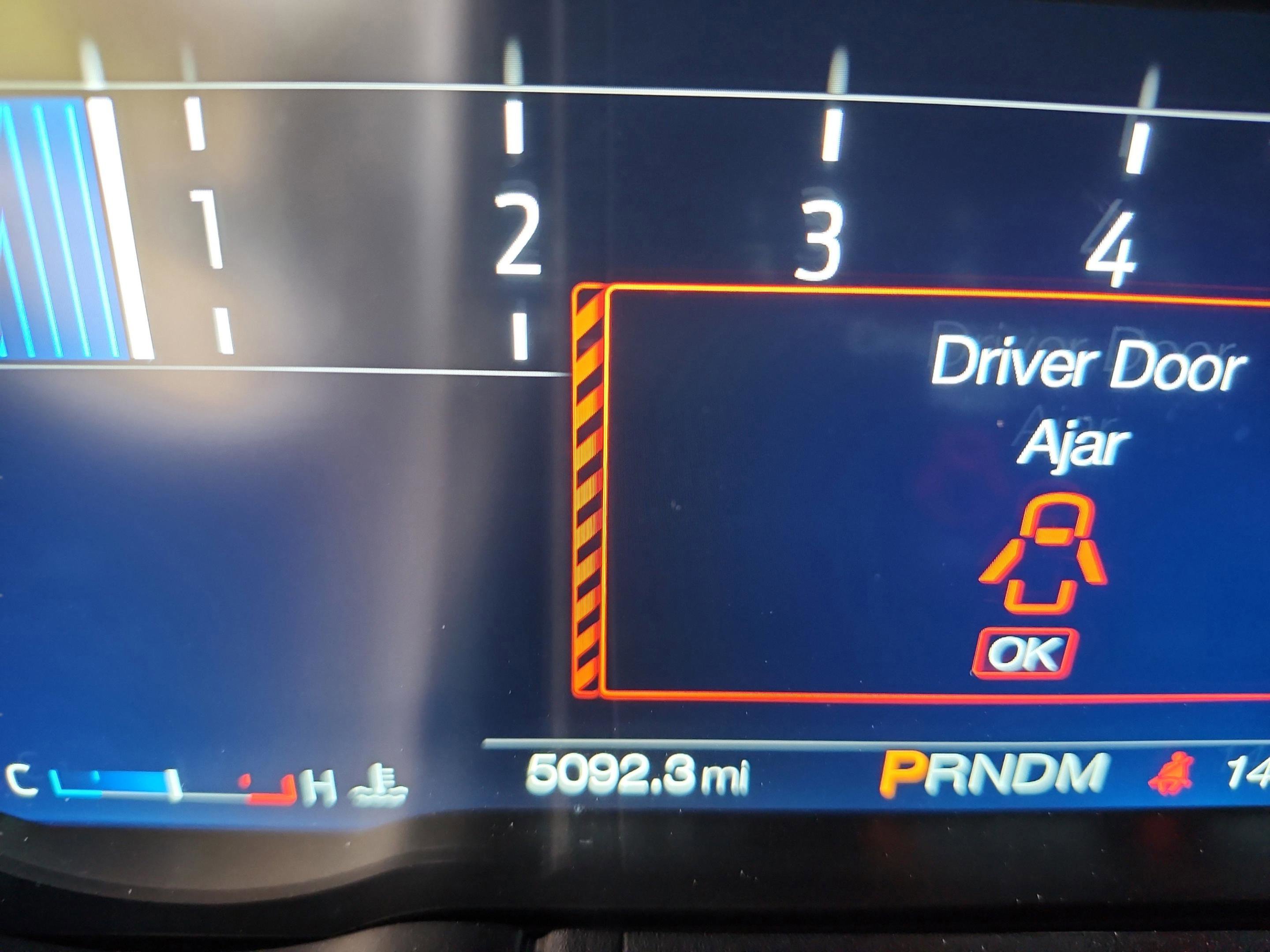 Certified 2020 Ford Mustang Shelby GT500 w/ Technology Package image 12