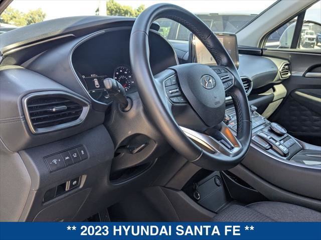 Used 2023 Hyundai Santa Fe SEL AWD/4WD image 12