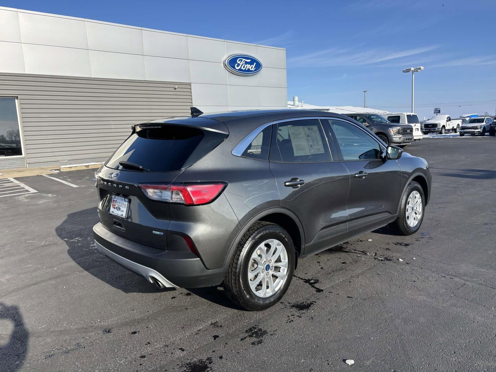 Certified 2020 Ford Escape SE image 9